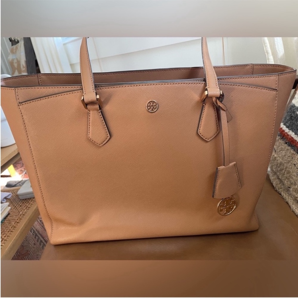Tory Burch Robinson Large Tote